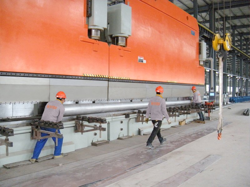 Bending machine